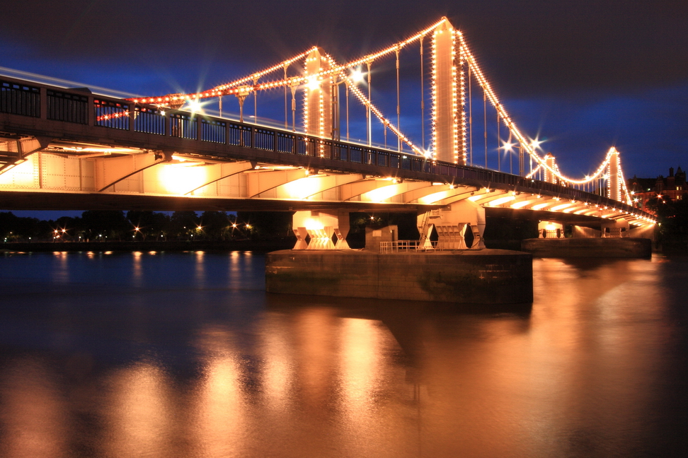 Chelsea Bridge.JPG